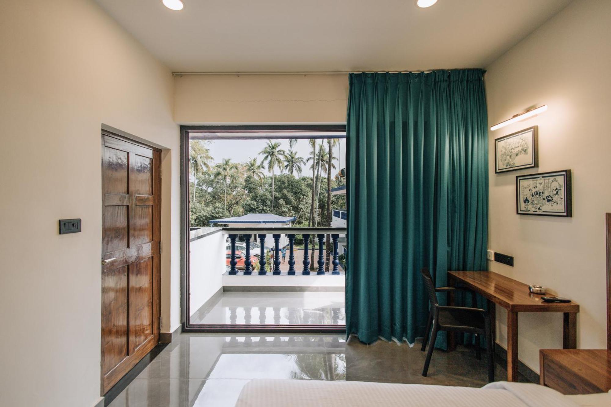 Anjuna Blue Resort מראה חיצוני תמונה