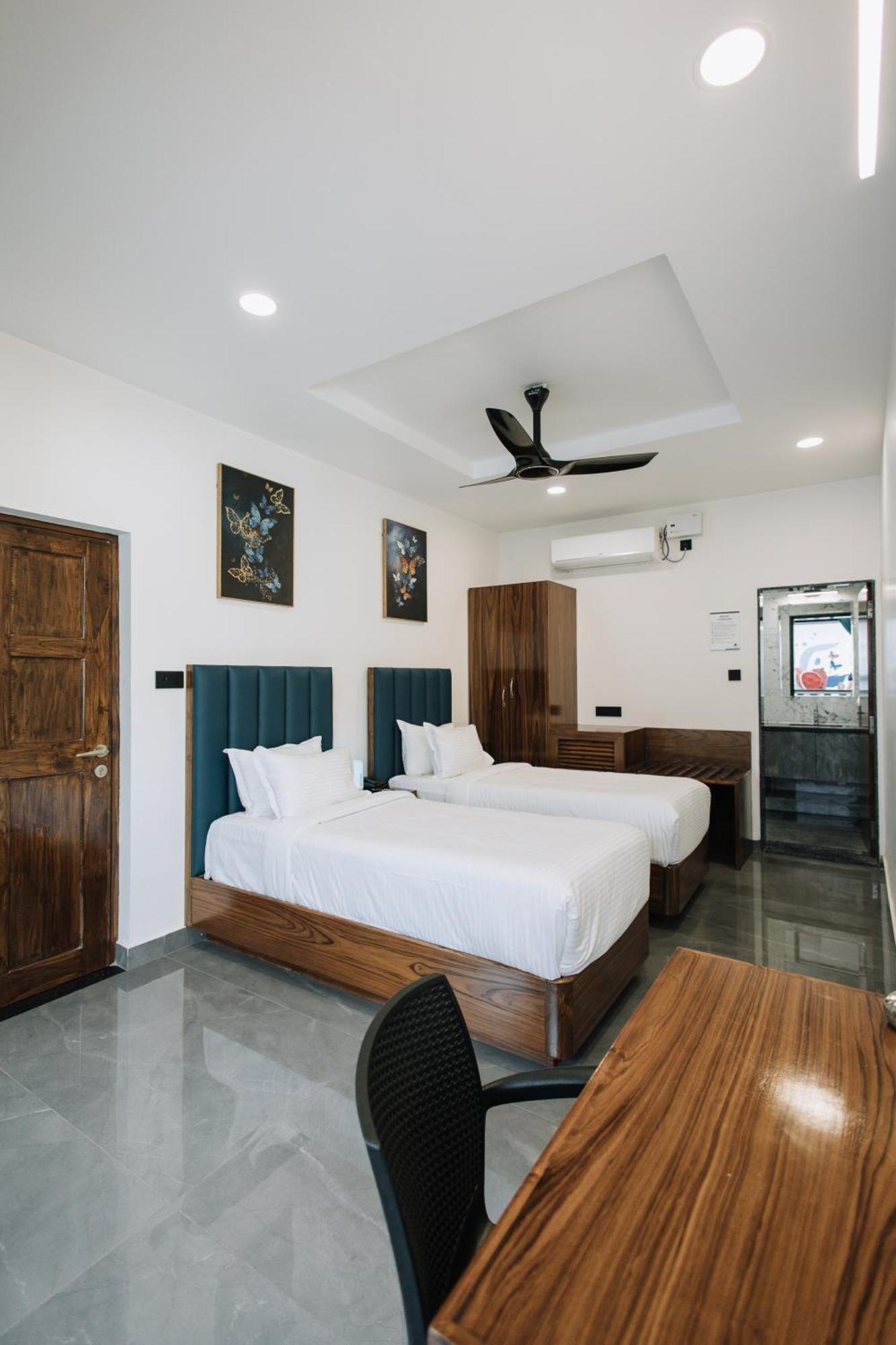 Anjuna Blue Resort מראה חיצוני תמונה